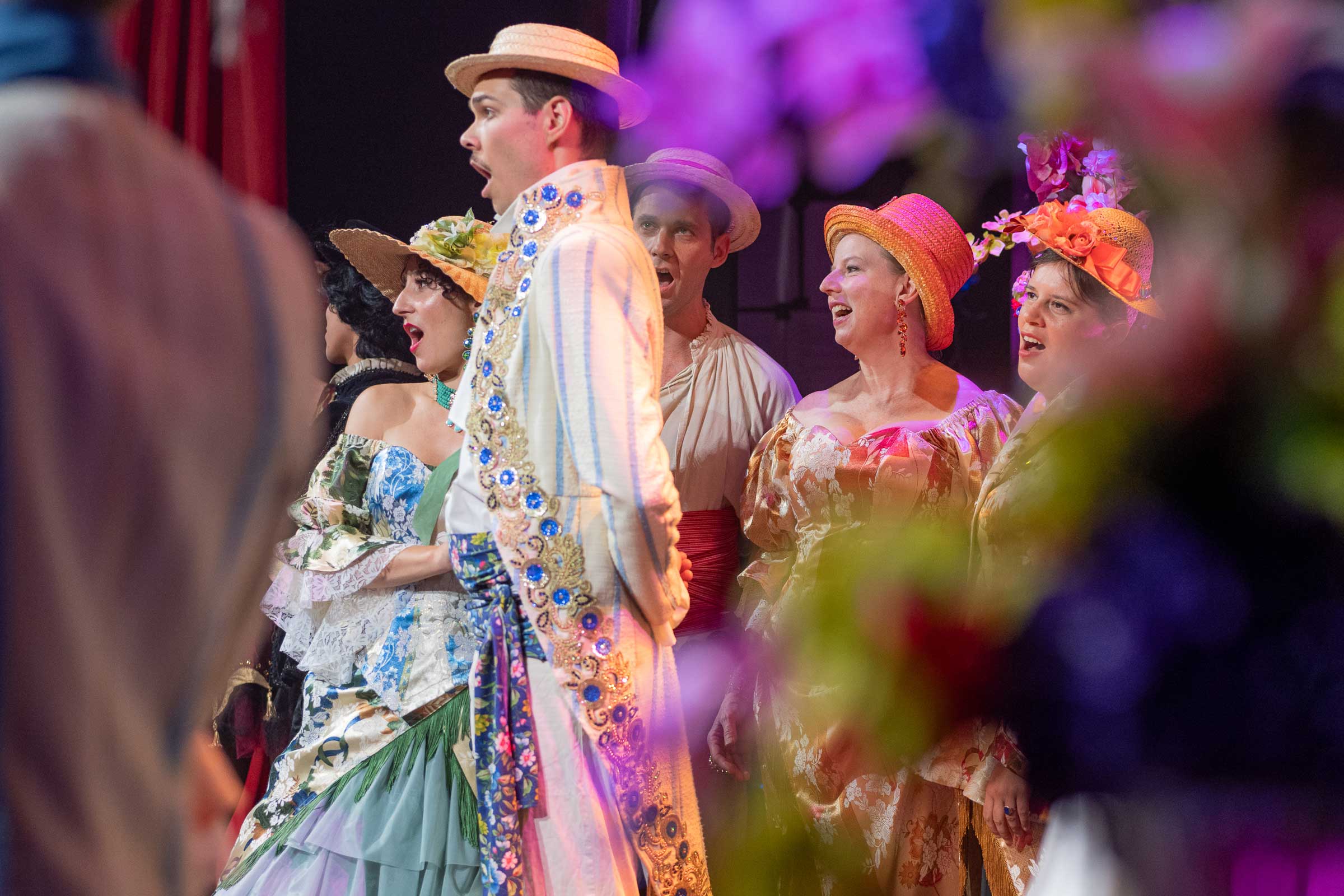 Programm 1 Urania Maskenball venedig ©Roland Breitschuh 1050761