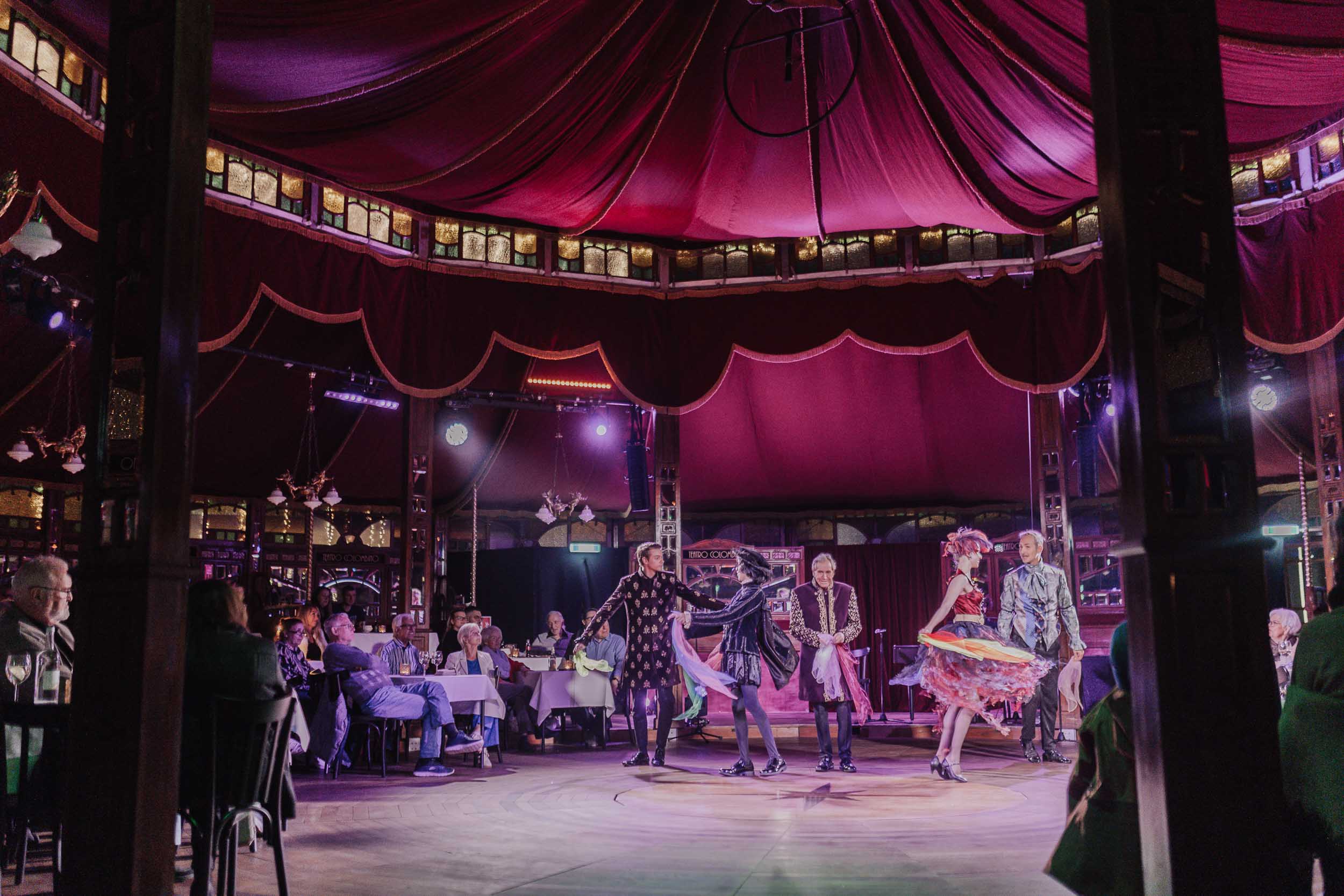 116 UraniaTheater Spiegelpalast Credit JuliaHolland 116